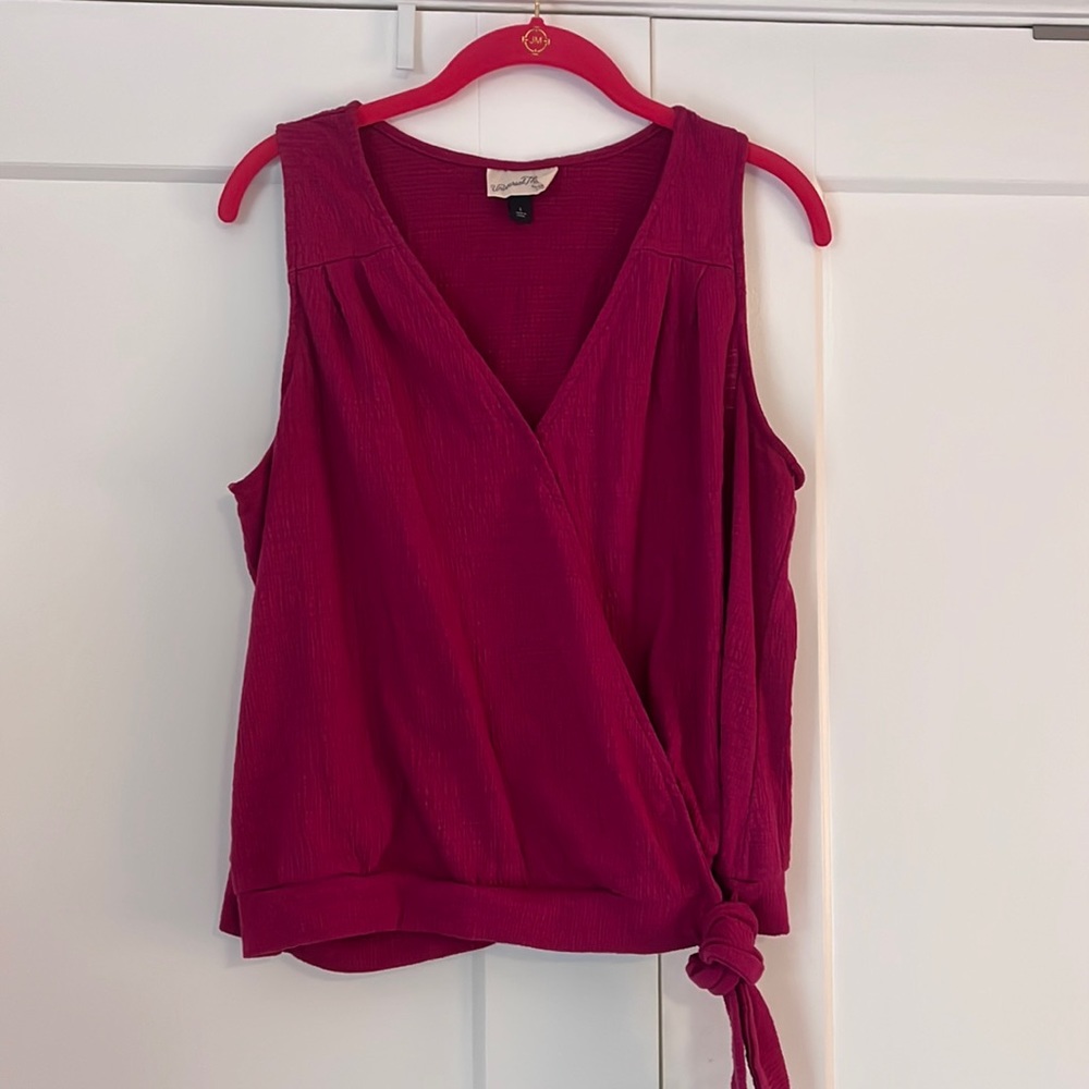 Universal threads top L